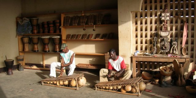 Un gruppo di musicisti Burkinabè