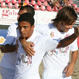 I campioni di Italia di Milano giocano a Terracina la finale di Supercoppa di Beach Soccer con la maglia di Gabnichi